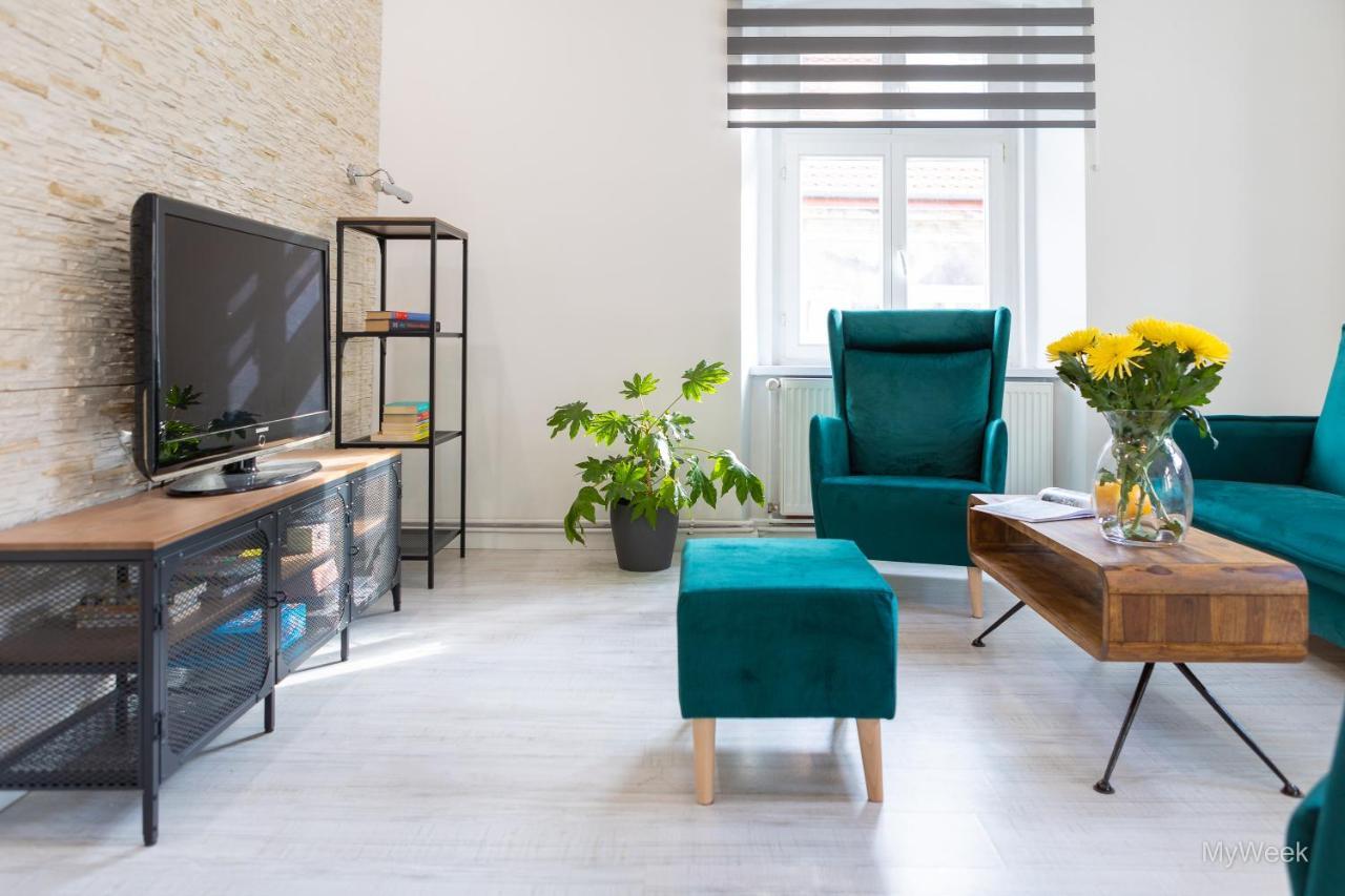 Apartament Z Historia, Klahra Myweek ล็องเดก-ซดรุย ภายนอก รูปภาพ