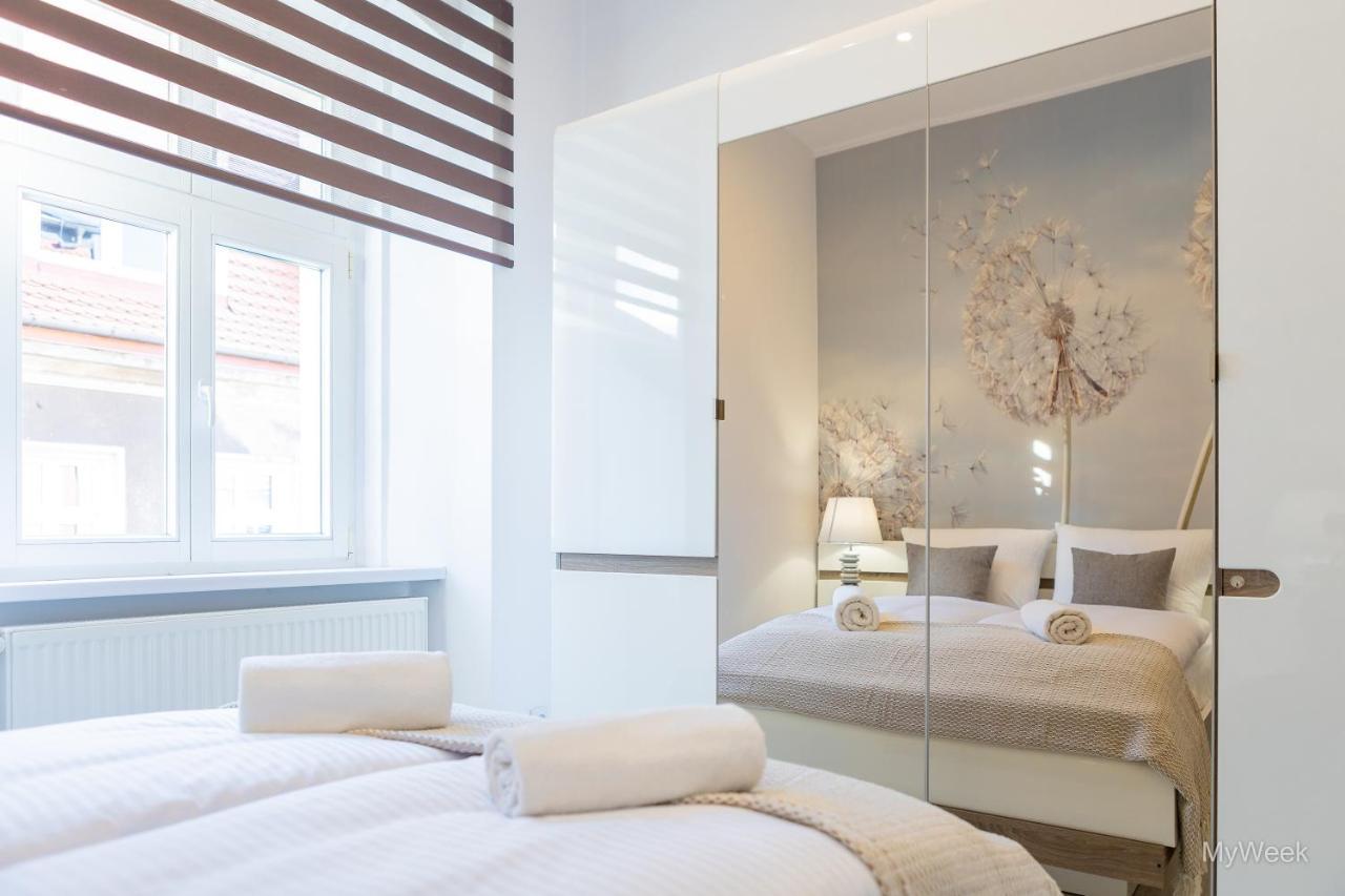 Apartament Z Historia, Klahra Myweek ล็องเดก-ซดรุย ภายนอก รูปภาพ