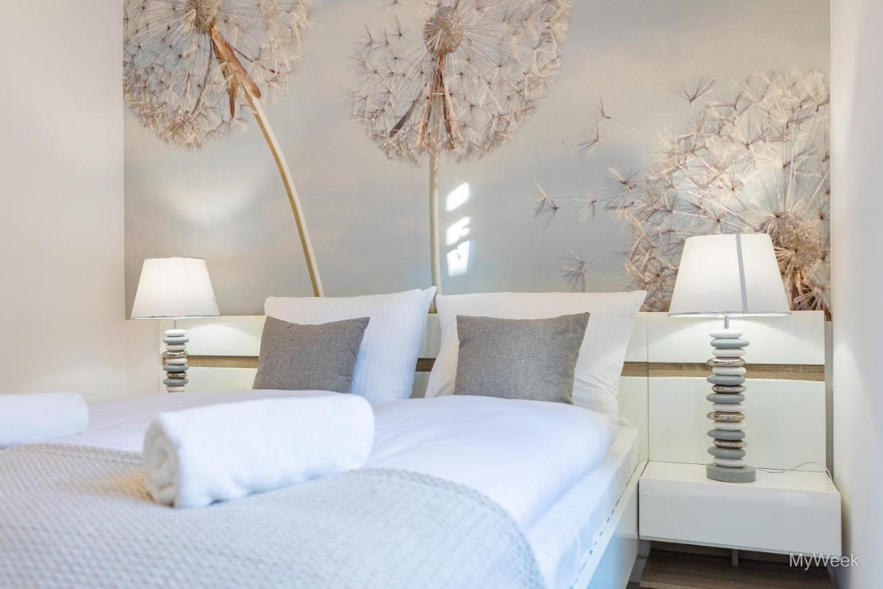 Apartament Z Historia, Klahra Myweek ล็องเดก-ซดรุย ภายนอก รูปภาพ