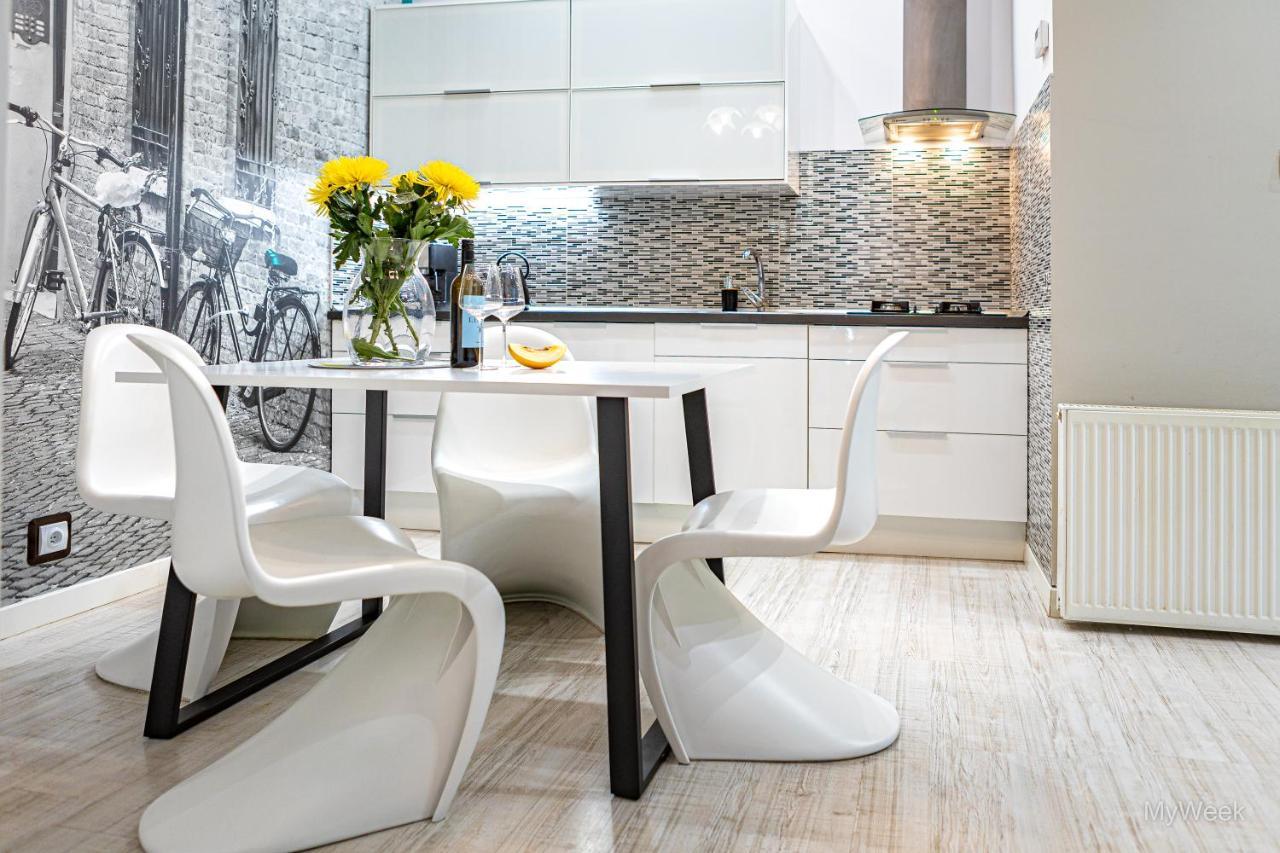 Apartament Z Historia, Klahra Myweek ล็องเดก-ซดรุย ภายนอก รูปภาพ